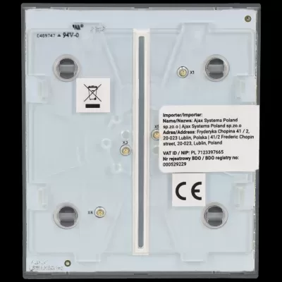 Painel quadrado translúcido com etiquetas e pinos metálicos dourados