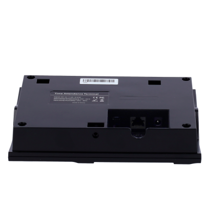 Terminal de controlo de tempo preto com conectores e etiqueta técnica