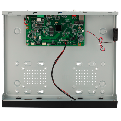 Dispositivo electrónico aberto com placa de circuito