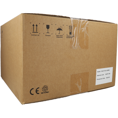 Caixa de cartão castanho claro com símbolos e etiqueta branca