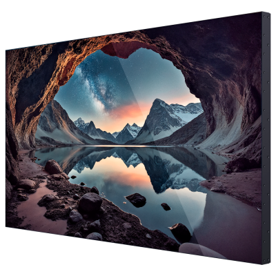 Ecrã digital mostrando paisagem de caverna com lago e montanhas nevadas ao fundo