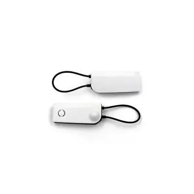 Dois dispositivos eletrónicos brancos com botões e alças pretas