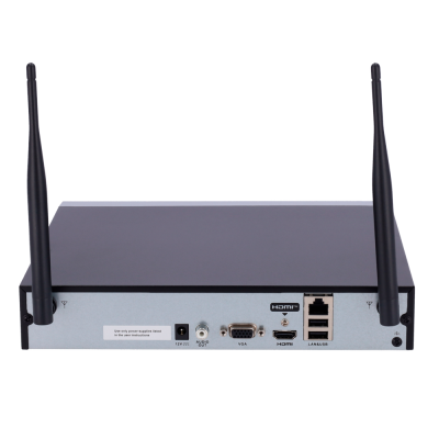 Dispositivo eletrônico preto com duas antenas e várias portas na parte traseira