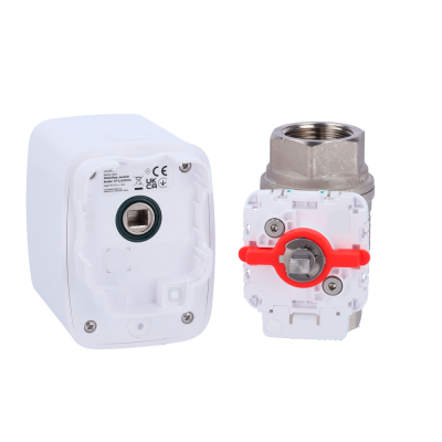 Válvula motorizada em metal e plástico com atuador branco e manípulo vermelho