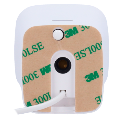 Base branca com fita adesiva 3M 300LSE, botão, orifício central preto e cabo branco.