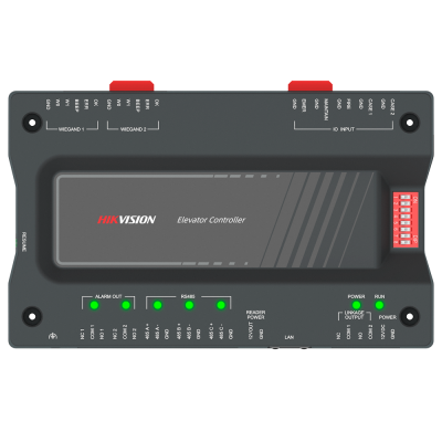 Controlador de elevador Hikvision preto com LEDs verdes e interruptores DIP vermelhos