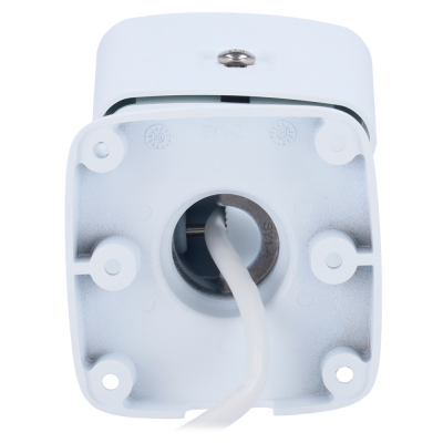 Suporte de parede branco com cabo branco passando pelo centro