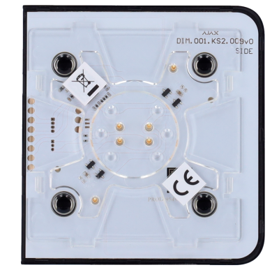 Placa eletrónica quadrada com circuitos e sensores