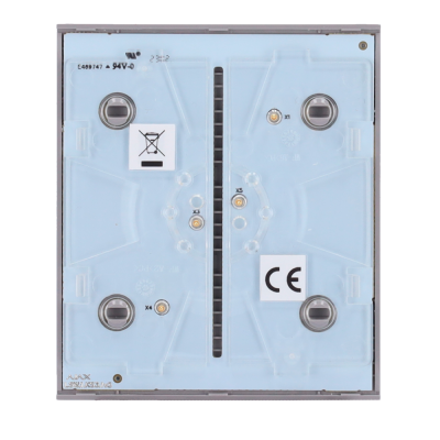Componente eletrônico quadrado e transparente com parafusos e etiquetas CE e símbolo de lixo