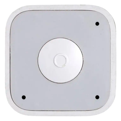 Dispositivo quadrado cinza com círculo branco no centro e pequenos círculos pretos nos cantos