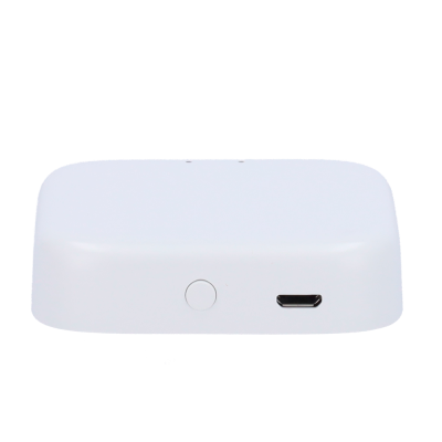 Dispositivo eletrónico branco com botão circular e porta USB tipo C