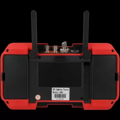 Dispositivo portátil preto e vermelho com ecrã e antenas