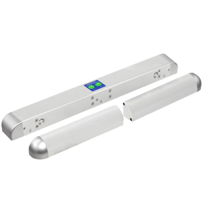 Barras metálicas brancas com visor digital azul e botões verdes