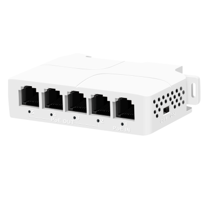 Dispositivo eletrônico branco com cinco portas Ethernet e chave ON/OFF