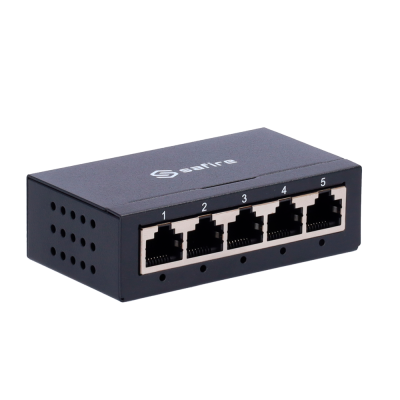 Switch de rede preto Satre com cinco portas Ethernet numeradas
