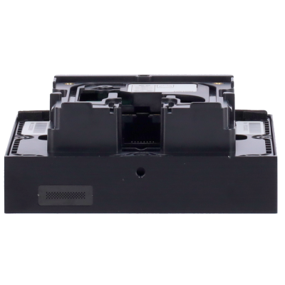 Disco rígido interno preto visto de perfil com estrutura em plástico