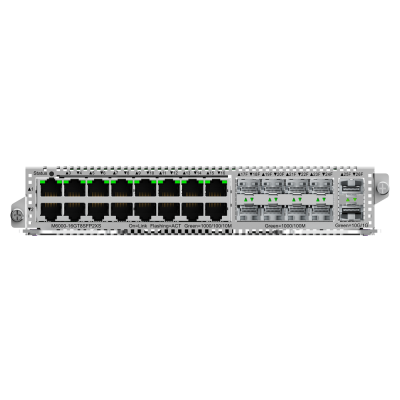 Painel traseiro de switch de rede com 16 portas Ethernet e 8 portas SFP