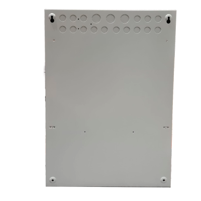 Painel metálico cinza com recortes circulares e orifícios de fixação