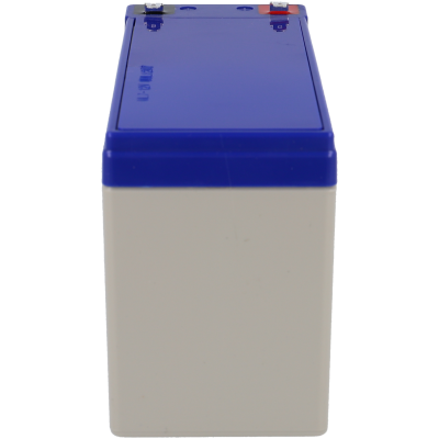 Bateria retangular branca com tampa azul e terminais coloridos