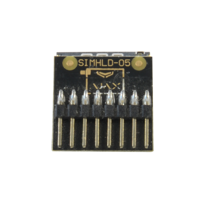 Placa eletrónica preta com oito pinos metálicos dourados e texto SIMHLD-05