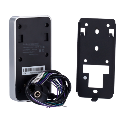 Terminal de controlo de acesso inteligente preto com suporte de montagem e cabo multicolorido