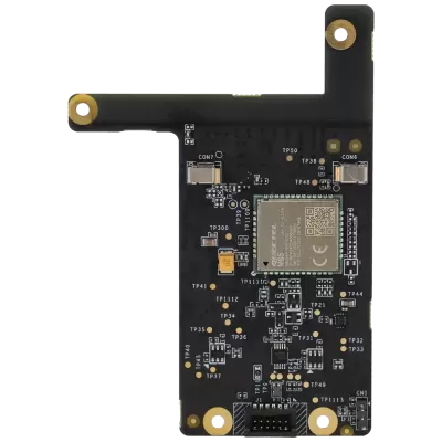 Placa eletrónica preta com componente M95QUECTEL e pontos de teste