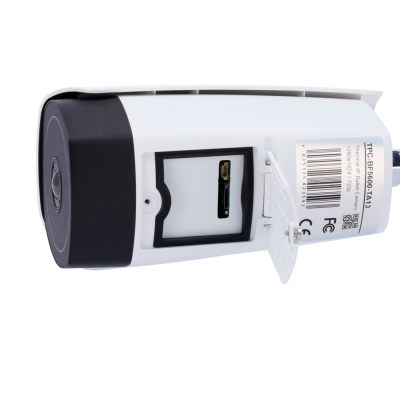 Câmara de segurança térmica IP Bullet branca com porta aberta e etiqueta visível