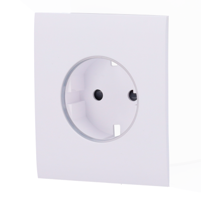 Tomada elétrica de parede branca