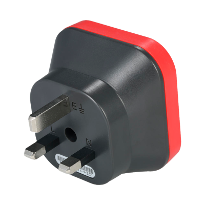Adaptador de ficha elétrica preto e vermelho com três pinos