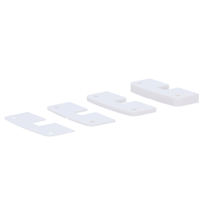 Quatro suportes plásticos brancos com furos para fixação
