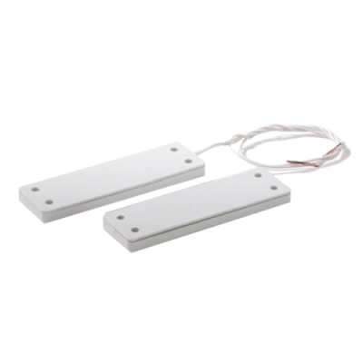 Dois sensores magnéticos retangulares brancos com fios