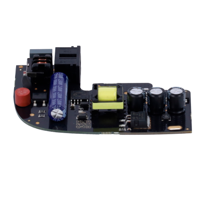 Placa eletrónica preta com componentes azuis, amarelos e pretos