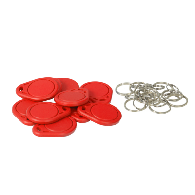 Etiquetas chave vermelhas com argolas metálicas