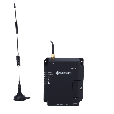Roteador preto Milesight UR32L com antenas e indicadores LED