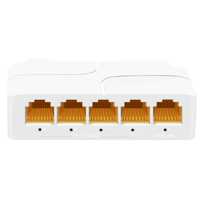 Portas RJ45 douradas para Ethernet num dispositivo branco com legendas PoE IN e PoE OUT.