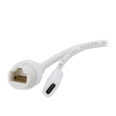 Cabo branco com conector RJ45 e USB-C