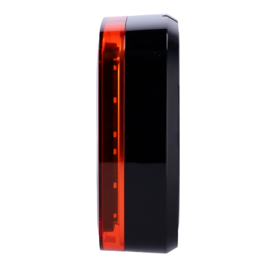 Bateria portátil preta com borda laranja translúcida