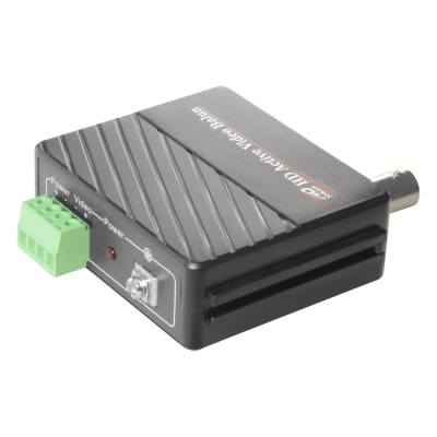 Dispositivo eletrônico preto com conectores verdes e coaxial