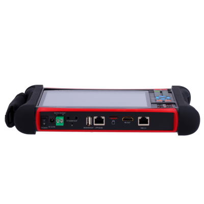 Dispositivo electrónico preto e vermelho com ecrã e portas várias na lateral.