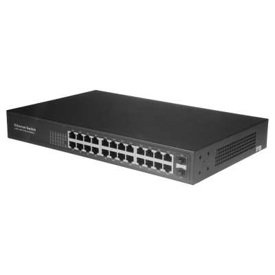 Switch Ethernet preto com 24 portas RJ45 e indicadores LED