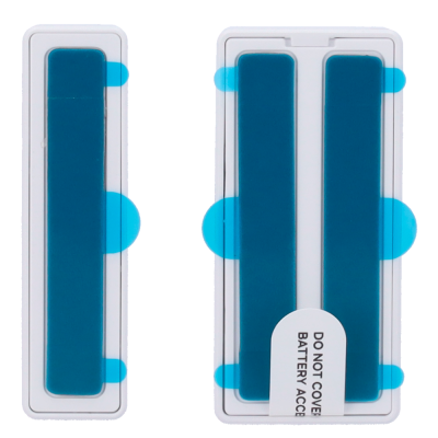 Pastilhas adesivas azuis em embalagem plástica com etiqueta branca