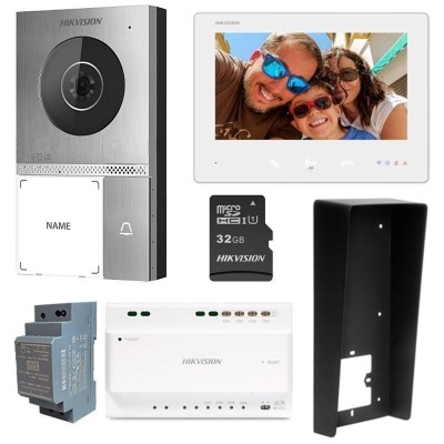 Conjunto de intercomunicação Hikvision com campainha, monitor, memória microSD, fonte, central e capa preta