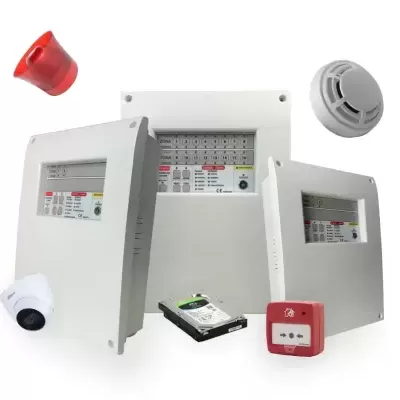 Equipamentos de segurança eletrónica brancos com teclado e vários dispositivos associados