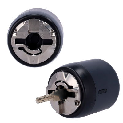 Fechadura eletrónica cilíndrica preta com mecanismo metálico e chave
