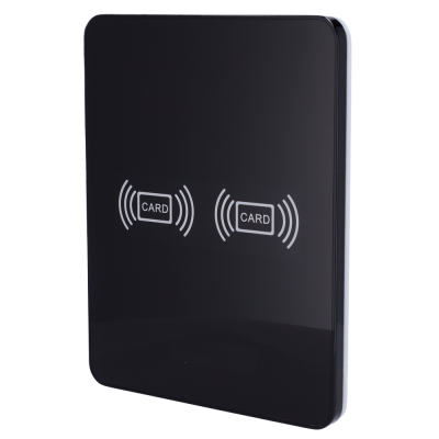 Dispositivo negro com ícones de cartões e texto CARD