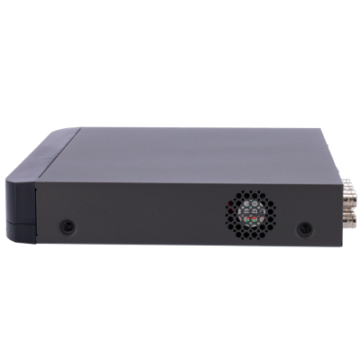 Dispositivo eletrónico preto com ventoinha e conectores metálicos