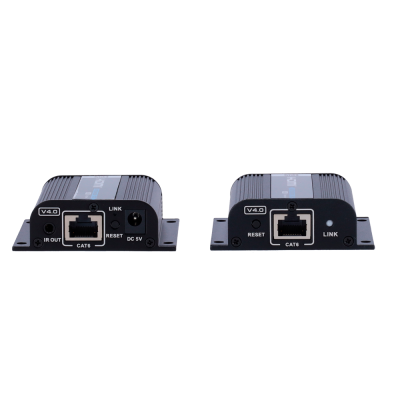 Dois dispositivos eletrónicos com portas CAT6 e botões RESET em fundo branco