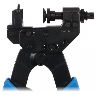 Alicate preto com empunhadura azul e a palavra PATENTED gravada.