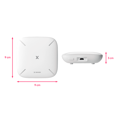 Dispositivo quadrado branco X-Sense com dimensões indicadas e porta USB