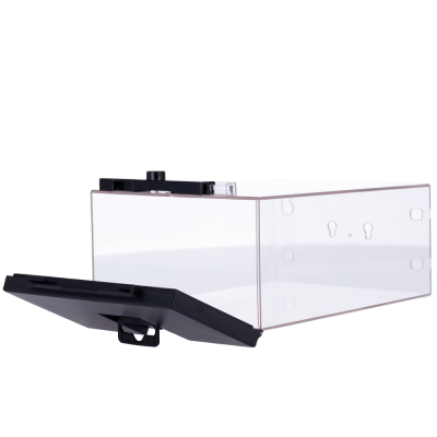 Caixa transparente com tampa preta aberta